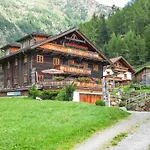 Apartman Beim Holzschnitzer-2 By Interhome