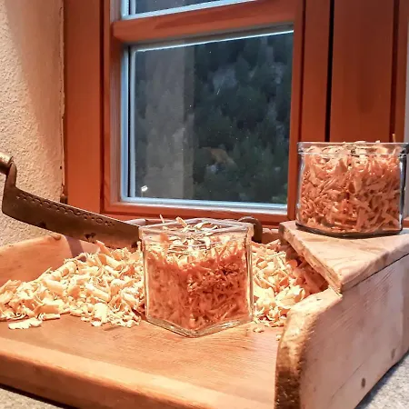 Beim Holzschnitzer-2 By Interhome * ゼルデン