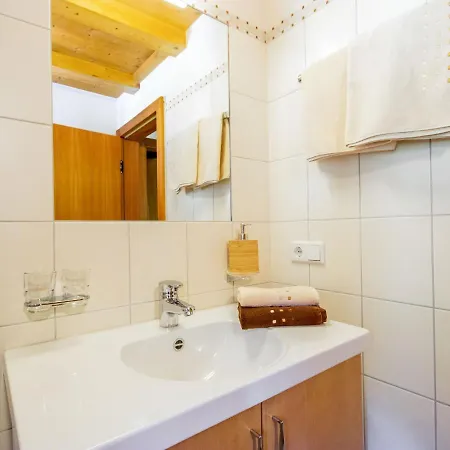 דירה Beim Holzschnitzer-2 By Interhome *
