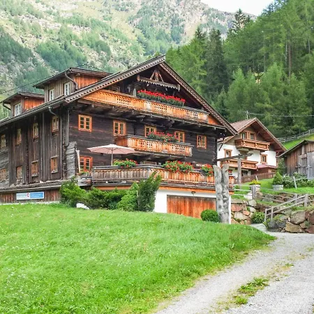 Appartamento Beim Holzschnitzer-2 By Interhome